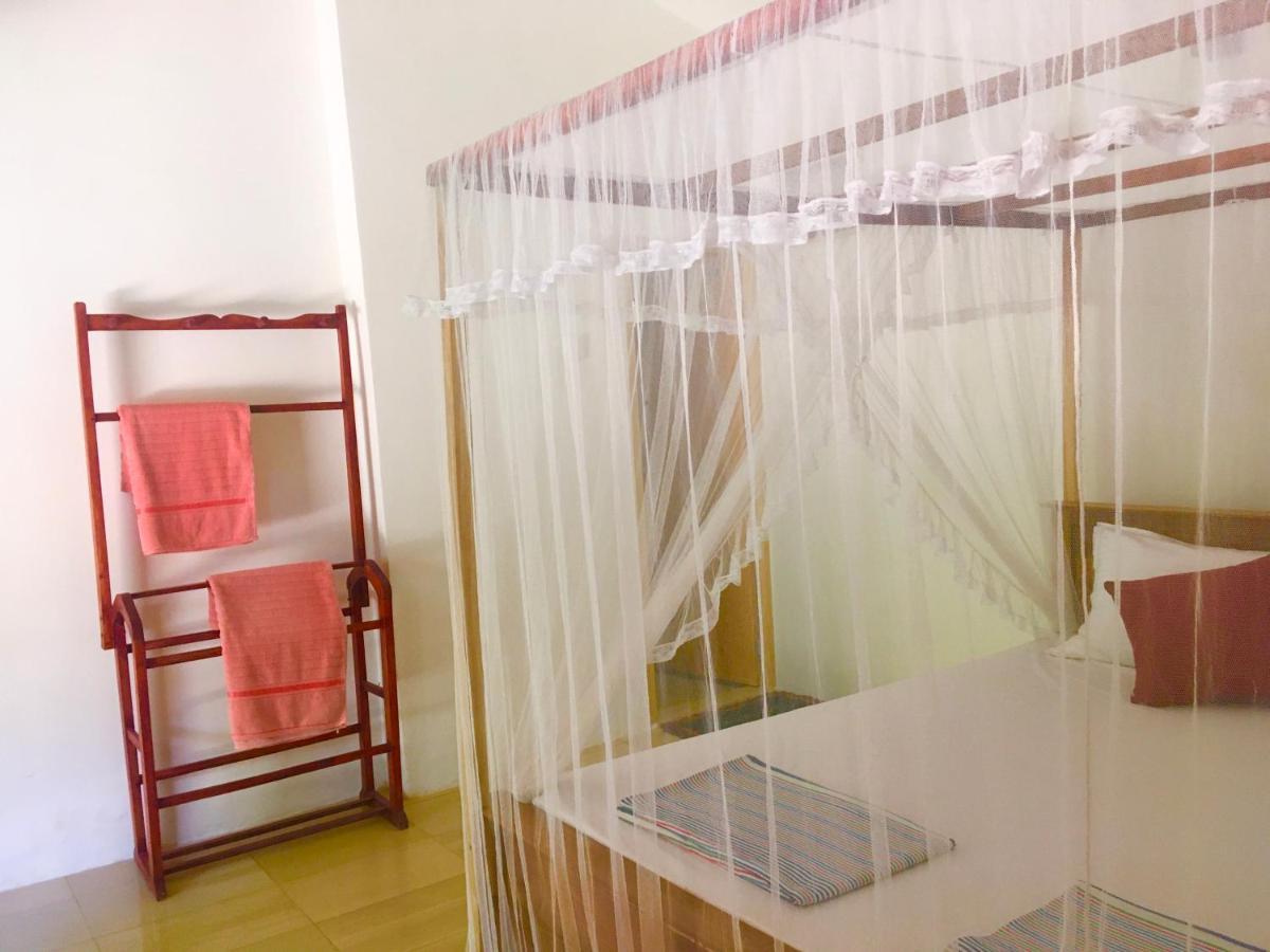 מיריסה Arachchi Guest House מראה חיצוני תמונה